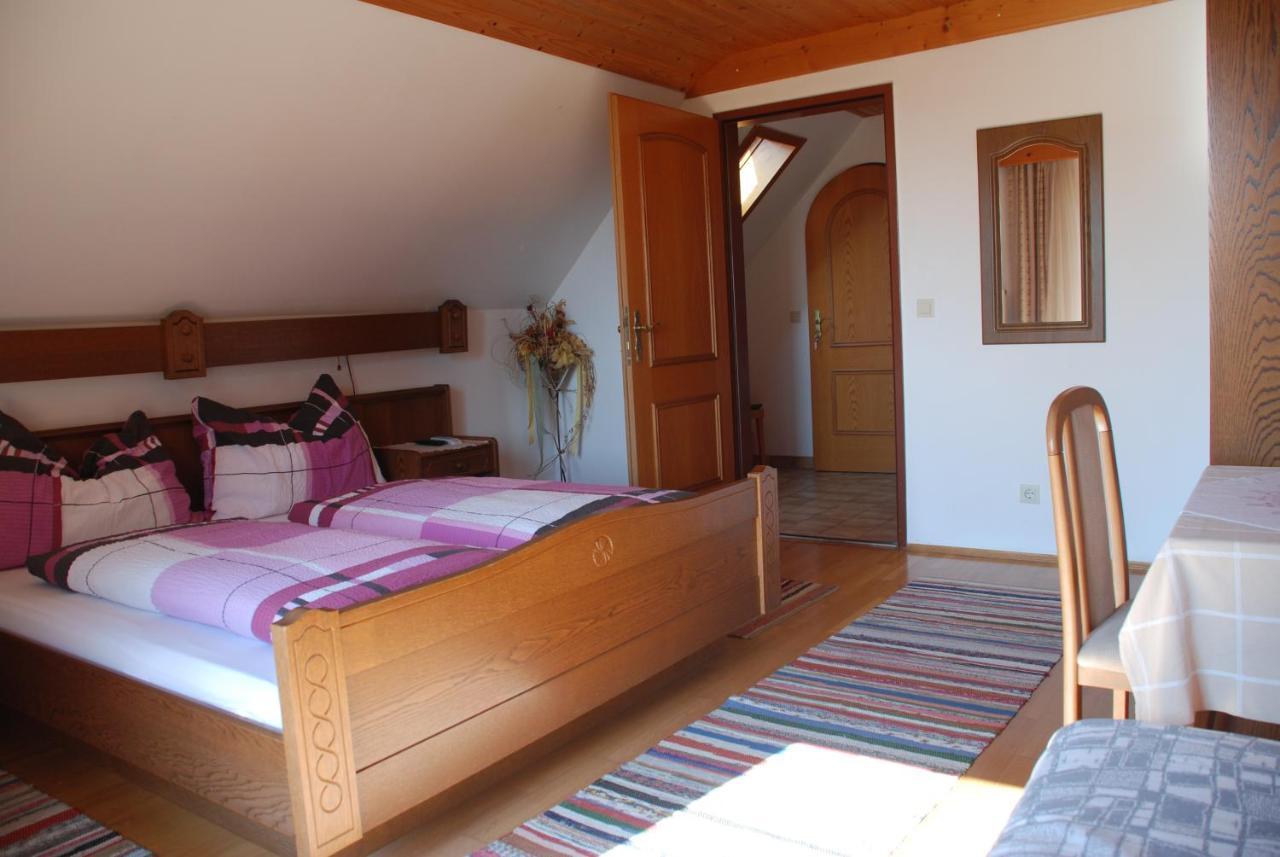 Gaestehaus Der Gamser Winzerstube Bad Gams Exterior foto
